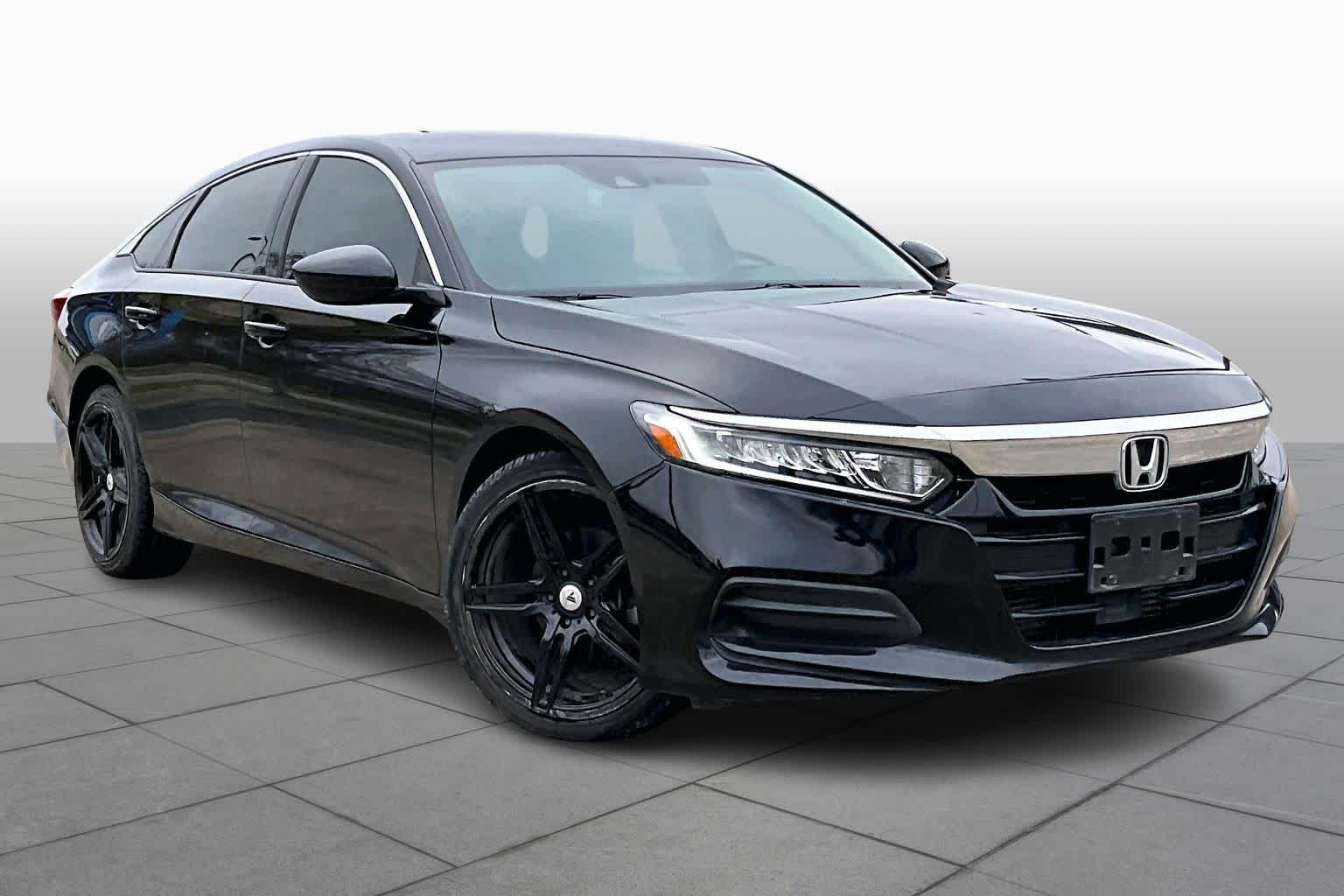 2019 Honda Accord LX 1.5T photo 2