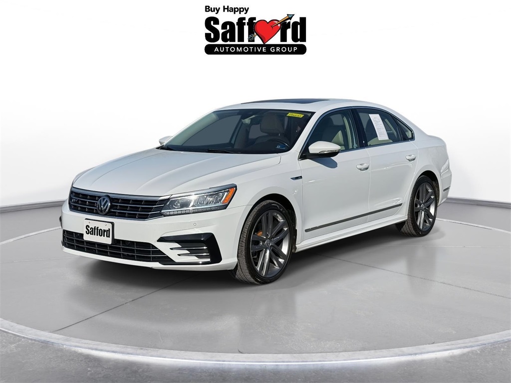 2019 Volkswagen Passat SE R-Line