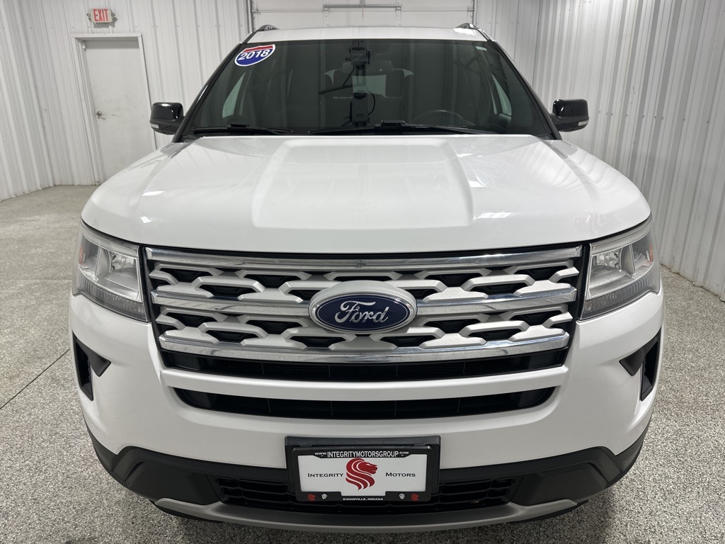 2018 Ford Explorer XLT photo 4