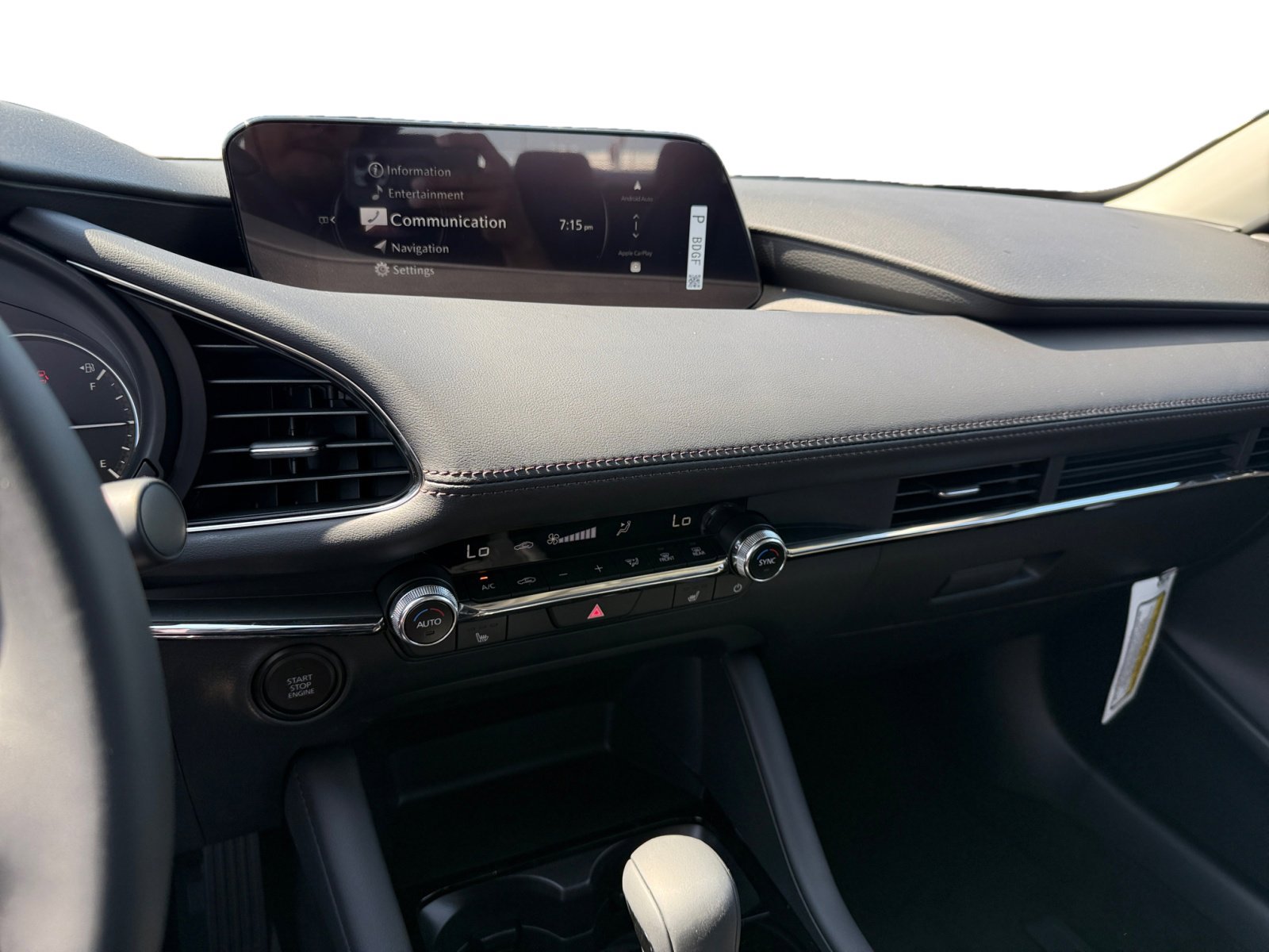 2025 Mazda Mazda3 2.5 s Preferred photo 12