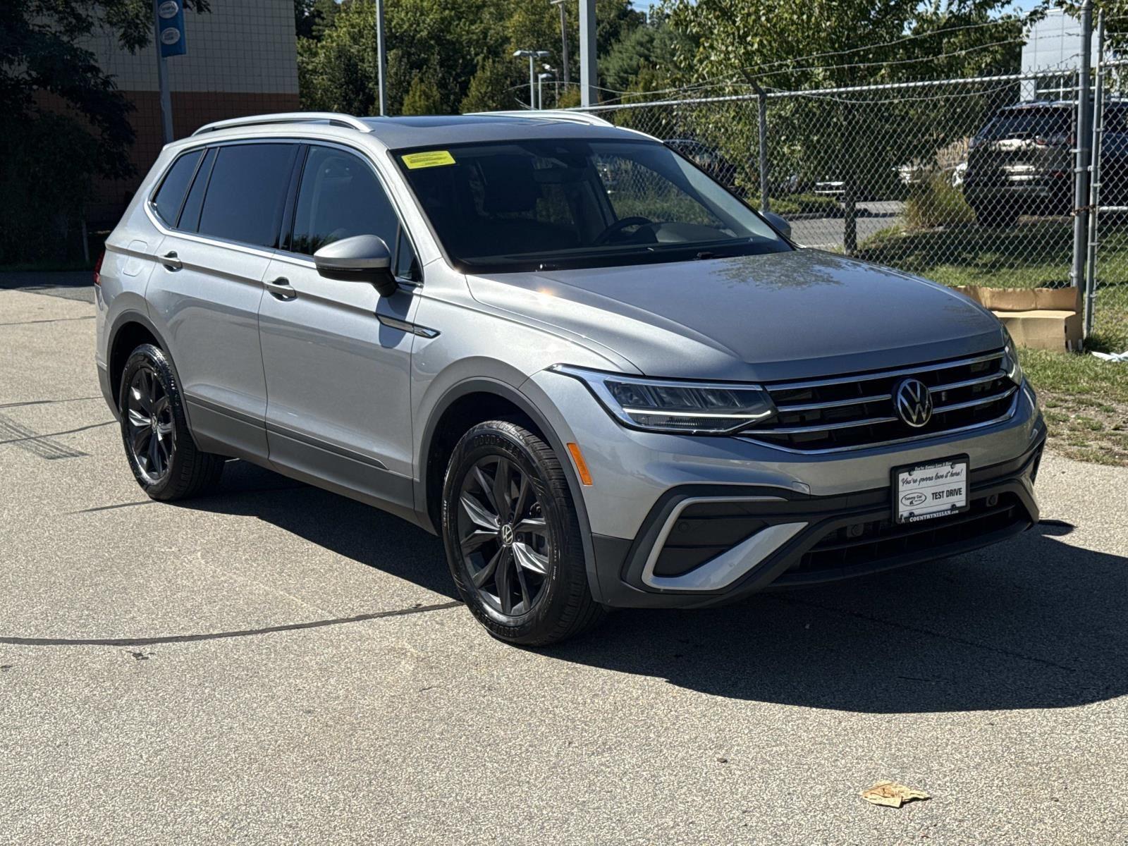 2024 Volkswagen Tiguan SE Wolfsburg Edition photo 3