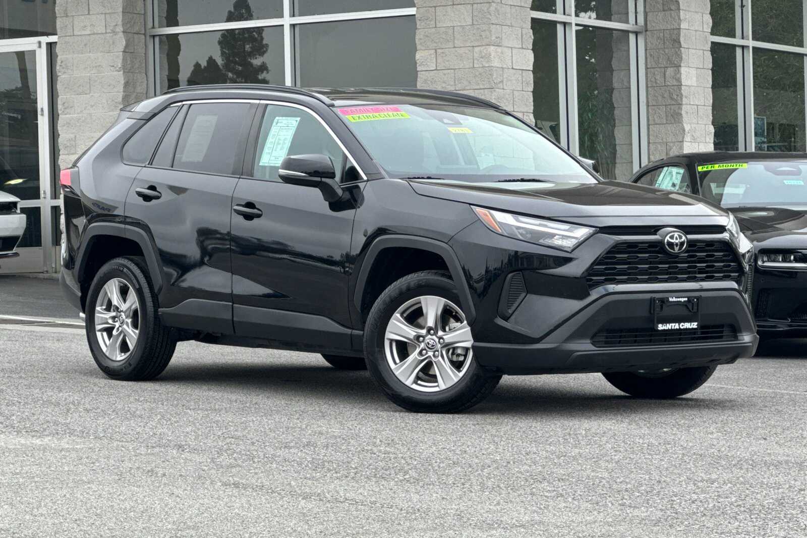 Used 2023 Toyota RAV4 XLE with VIN 2T3W1RFVXPW271958 for sale in Kansas City