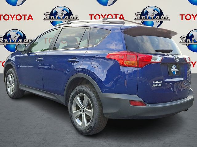2015 Toyota RAV4 XLE photo 4