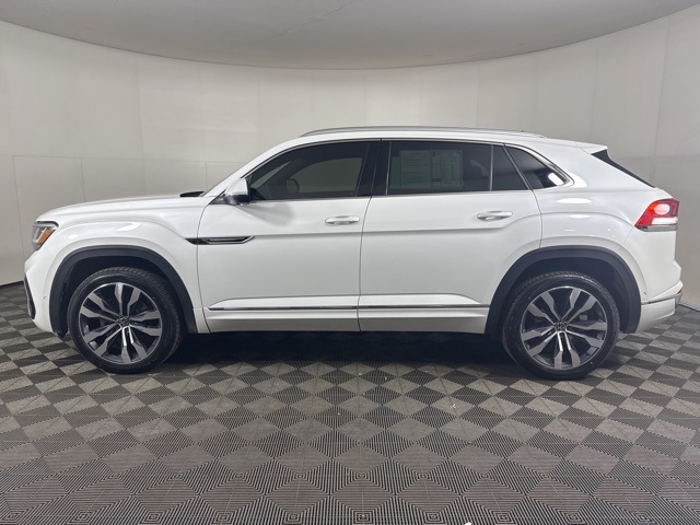 2023 Volkswagen Atlas Cross Sport V6 SEL Premium R-Line photo 6