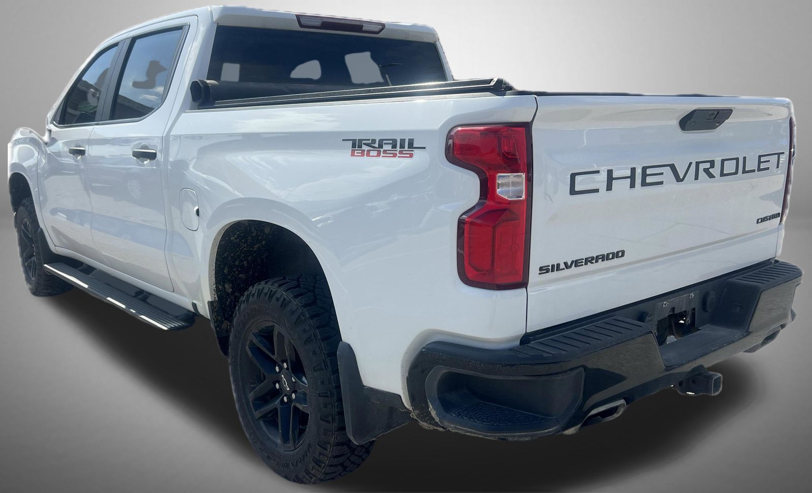 2020 Chevrolet Silverado 1500 Custom Trail Boss photo 2