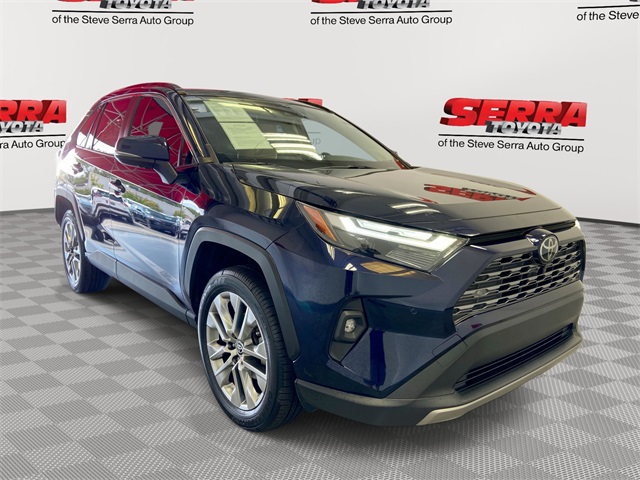 2022 Toyota RAV4 Limited's photo