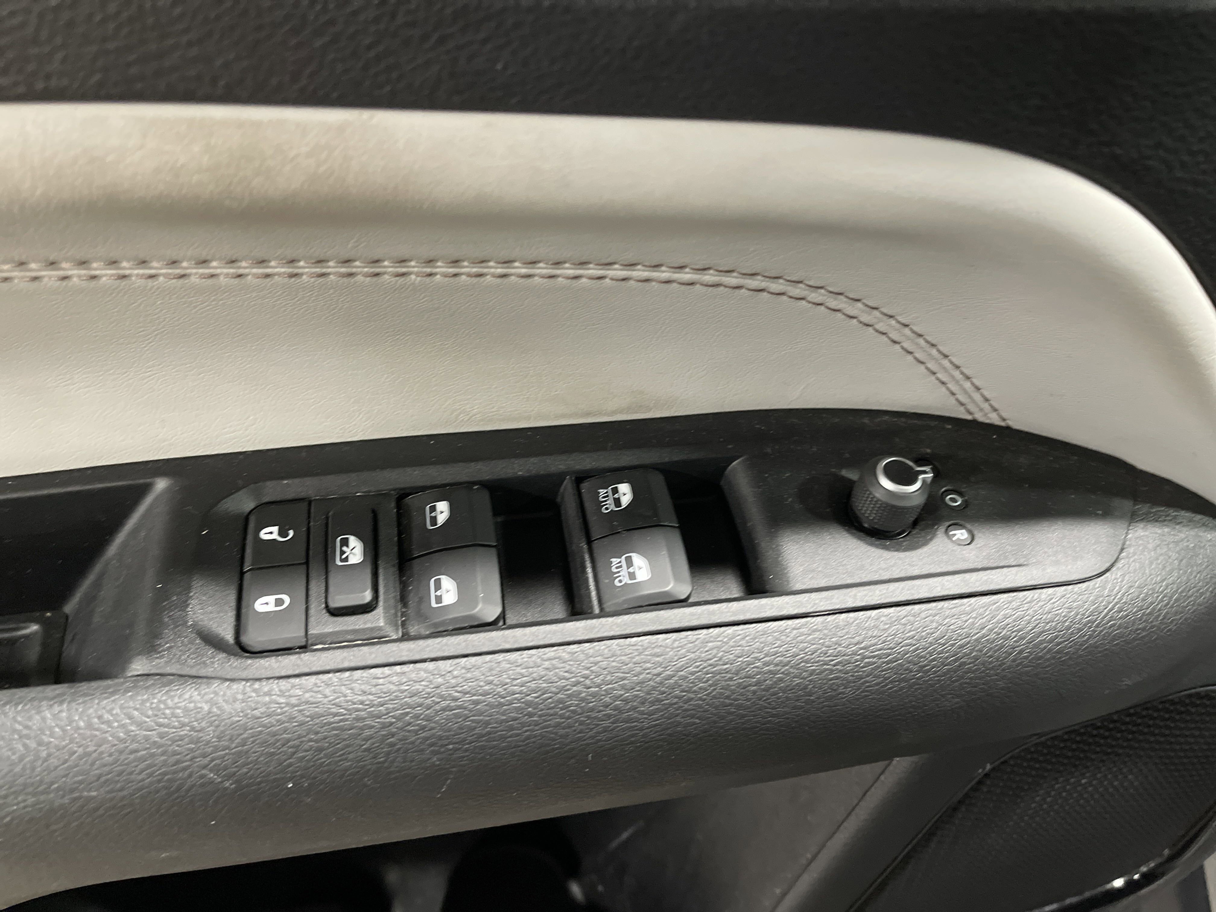 2022 Jeep Compass Limited photo 3