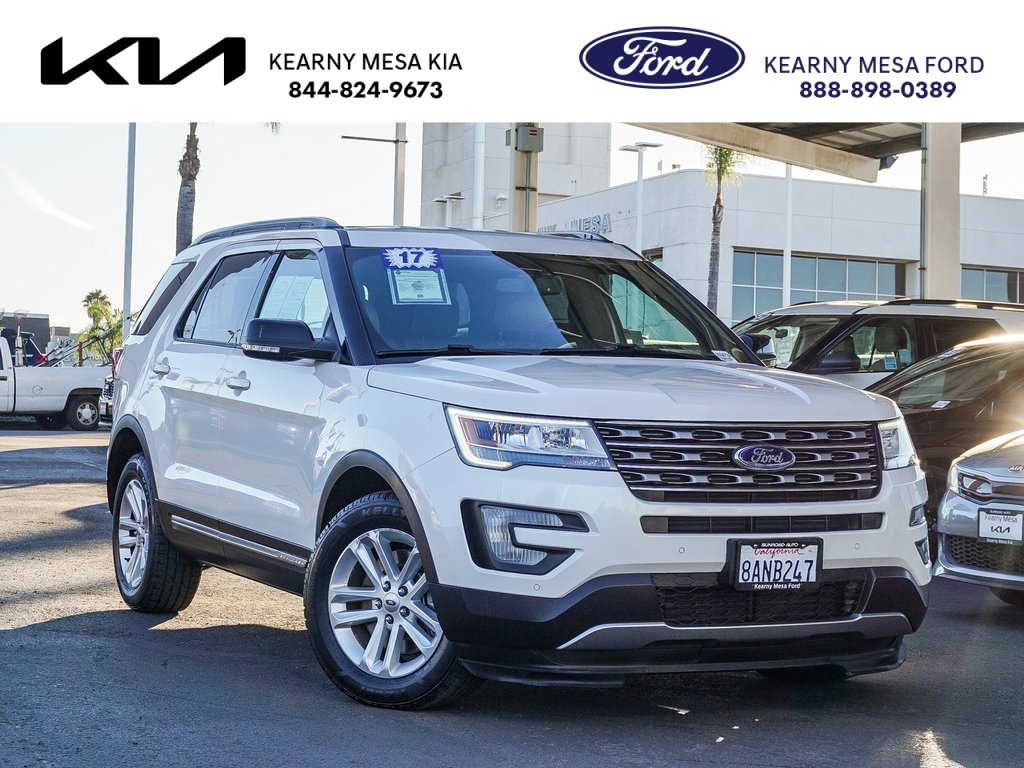 2017 Ford Explorer XLT's photo