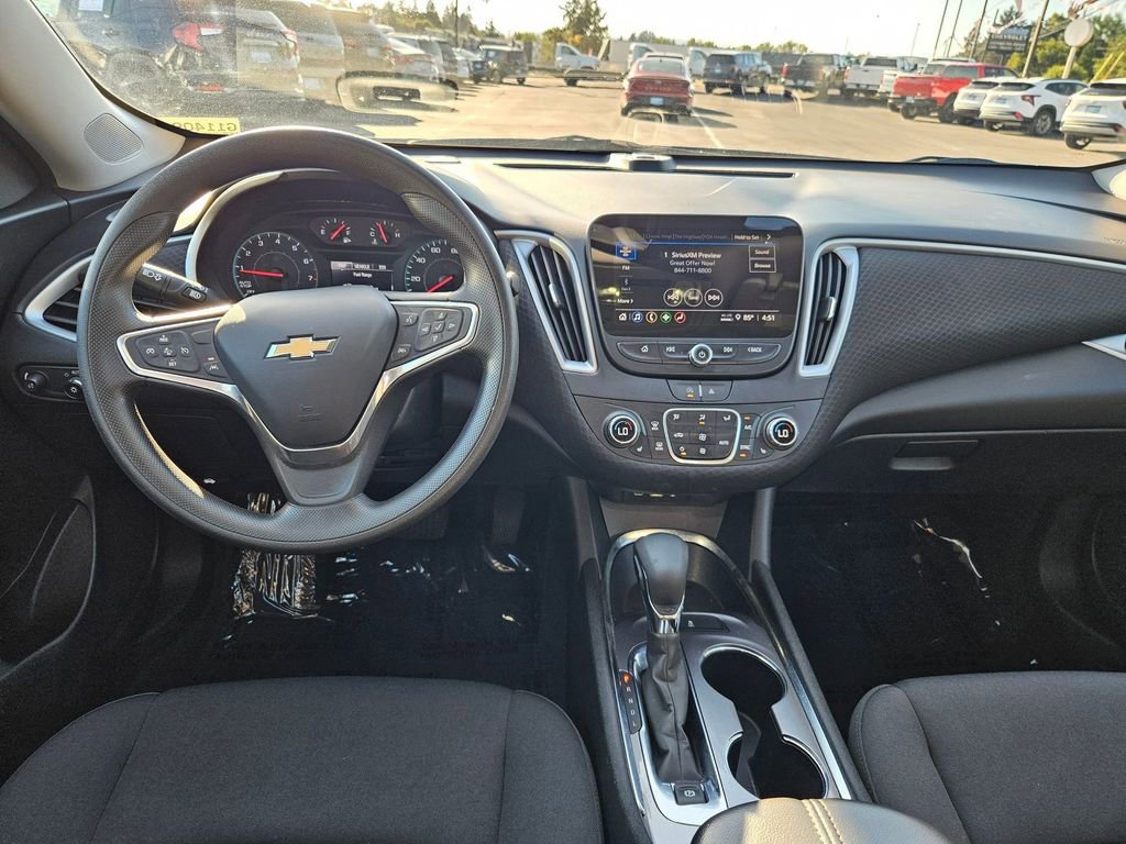 2023 Chevrolet Malibu 1LT photo 24