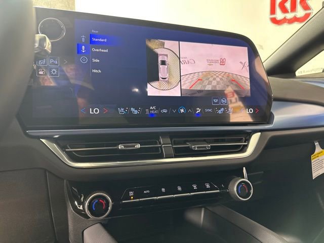 2025 Chevrolet Equinox EV 1LT photo 9