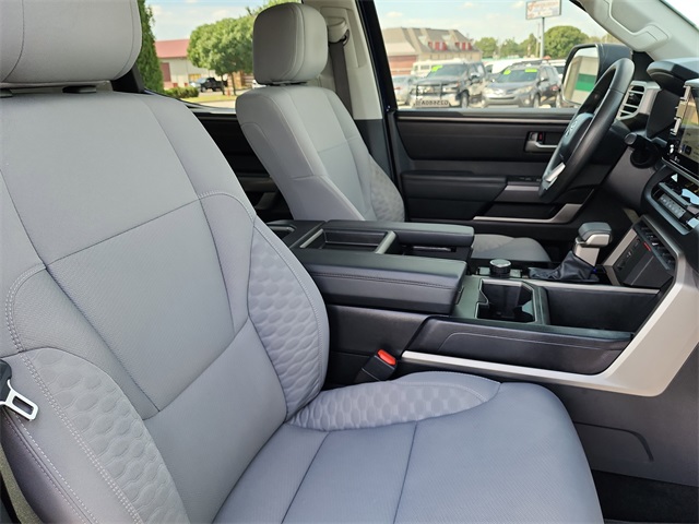 2022 Toyota Tundra SR5 photo 17