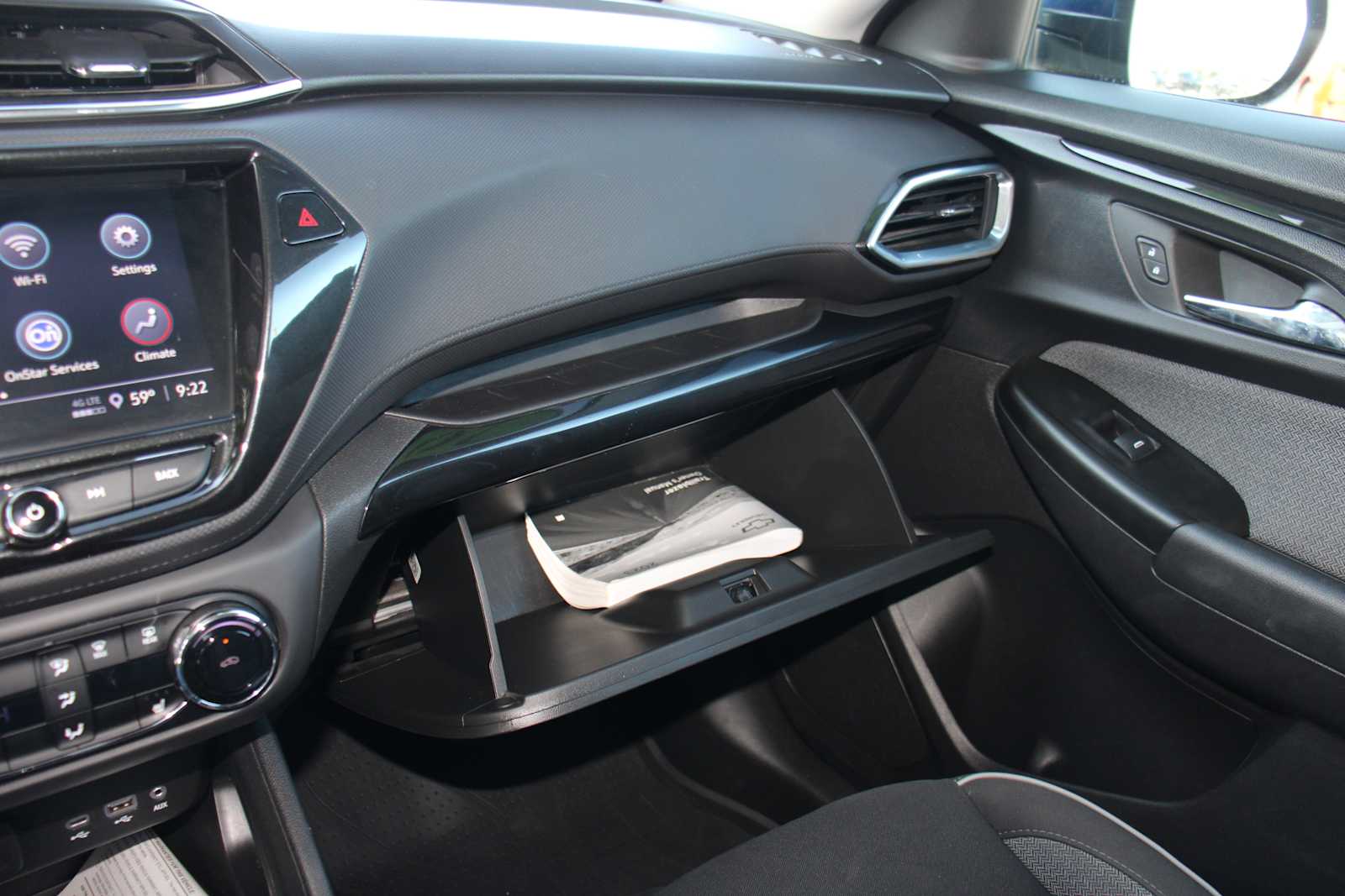 2023 Chevrolet Trailblazer LT photo 25