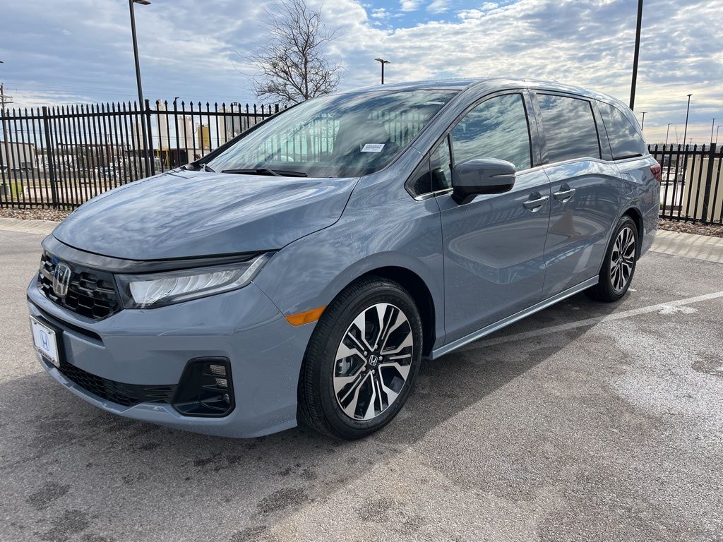 2026 Honda Odyssey Elite's photo