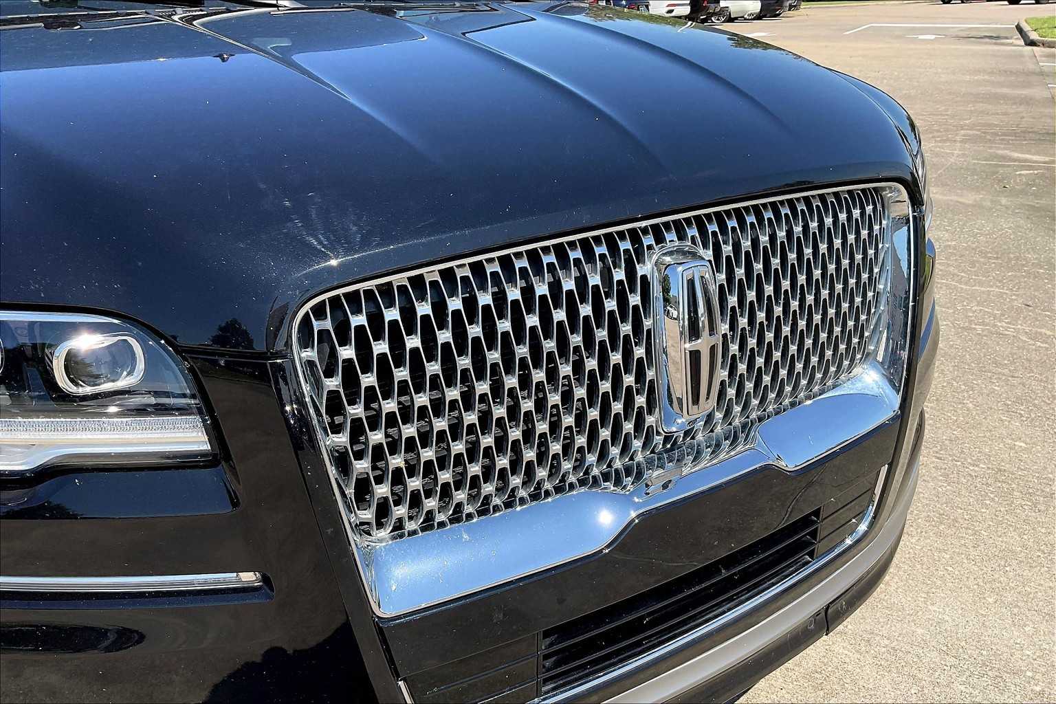 2022 Lincoln Navigator Reserve photo 25