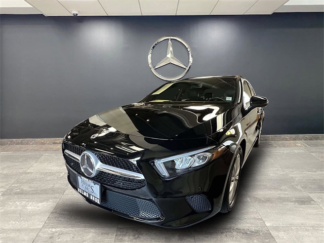 2022 Mercedes Benz A 220 4MATIC photo 4