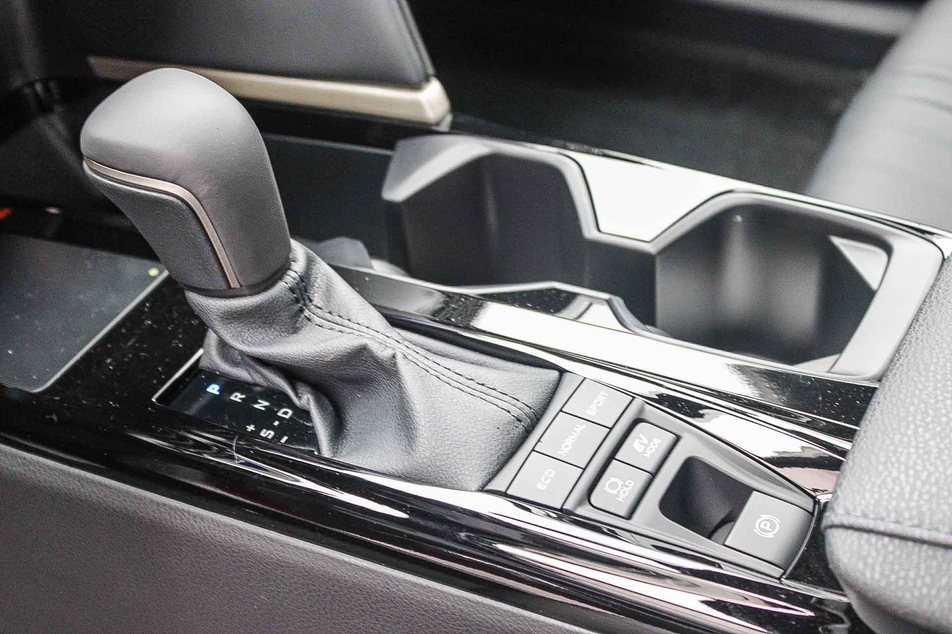 2025 Toyota Camry XSE photo 20