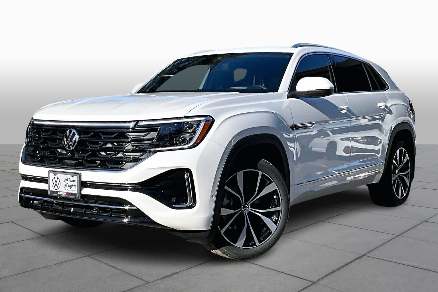 2026 Volkswagen Atlas Cross Sport SEL Premium R-LINE's photo