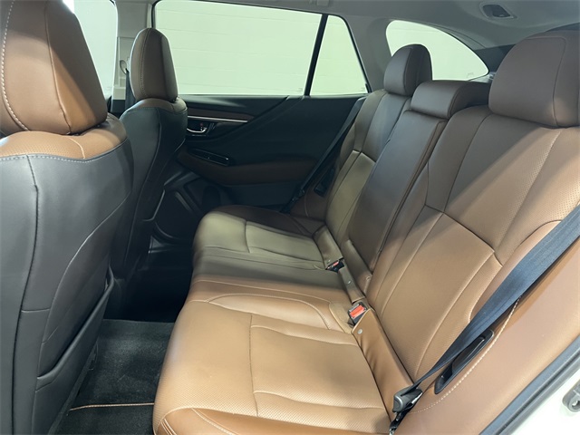 2022 Subaru Outback Touring XT photo 10