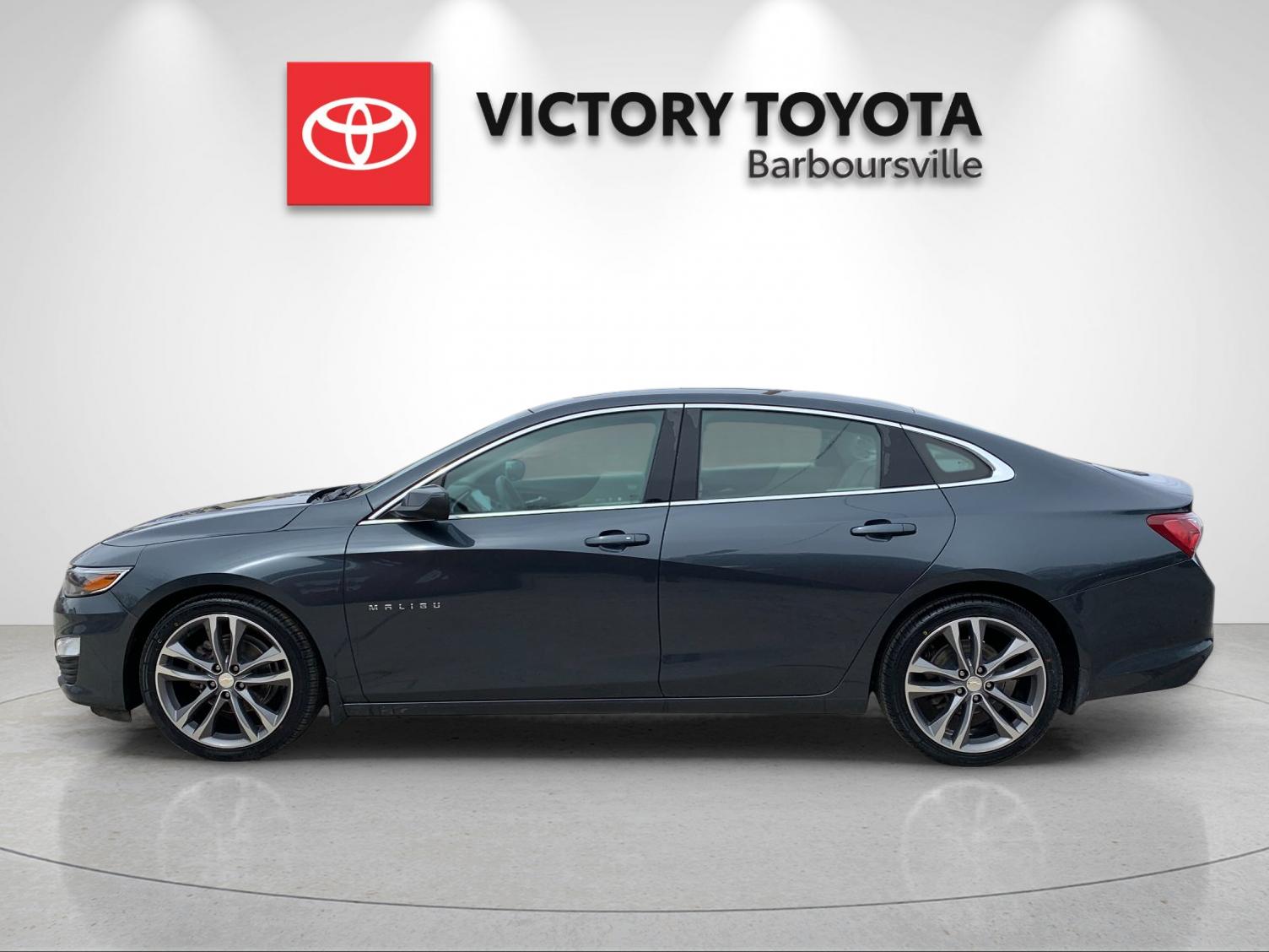 Used 2021 Chevrolet Malibu 1LT with VIN 1G1ZD5ST8MF078540 for sale in Barboursville, WV