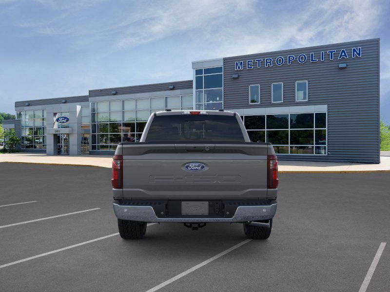 2025 Ford F-150 XLT photo 3