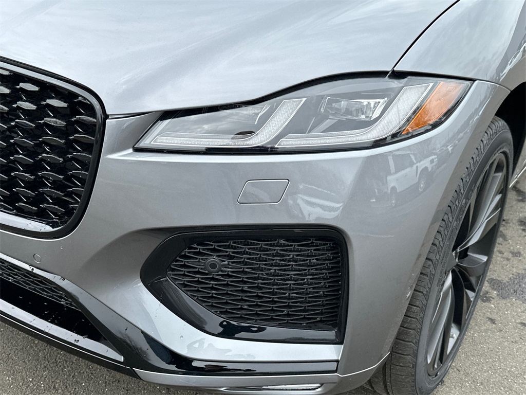 2026 Jaguar F-PACE P400 R-Dynamic S photo 7