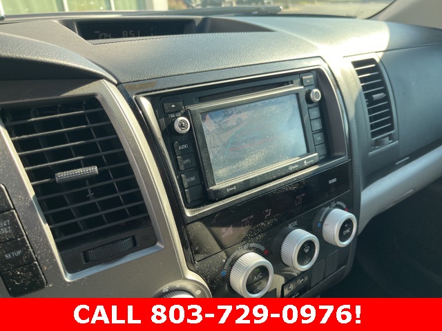 2016 Toyota Sequoia SR5 photo 22