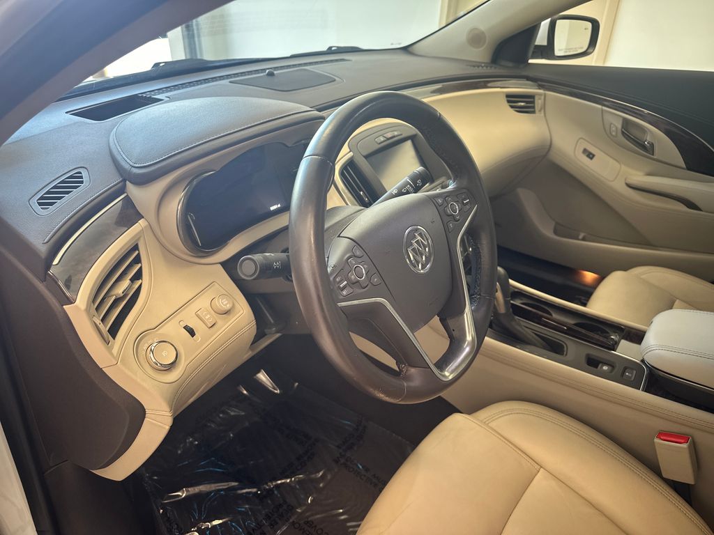 2016 Buick LaCrosse Sport Touring photo 10