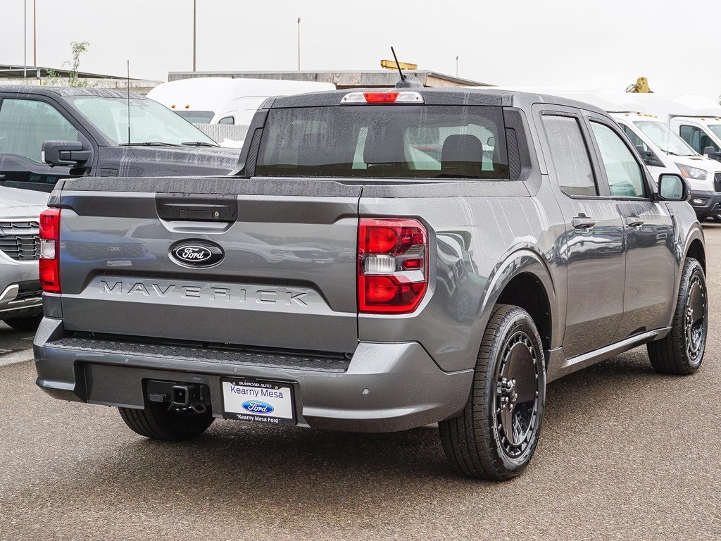 2025 Ford Maverick photo 7