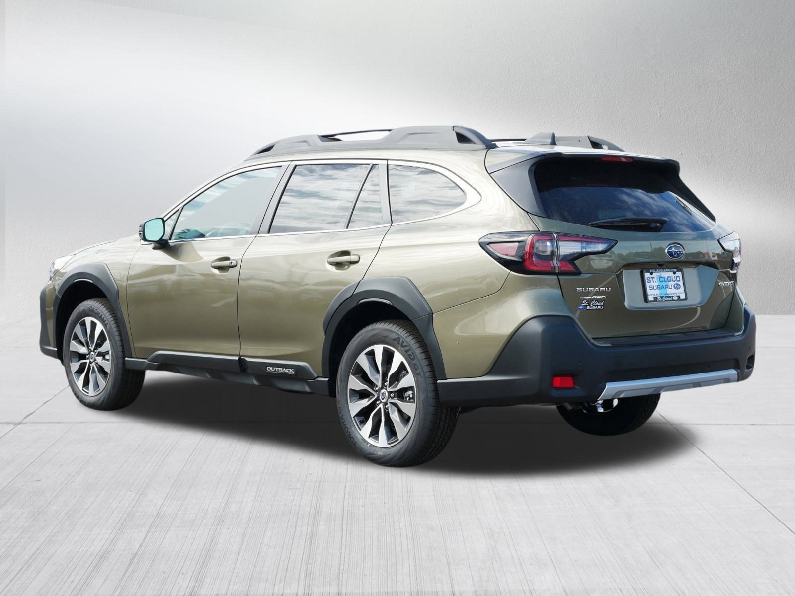 2025 Subaru Outback Limited photo 3