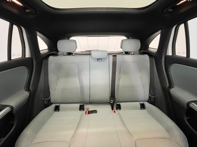 2026 Mercedes Benz GLA 250 photo 7