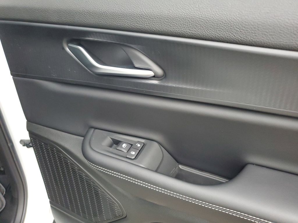2025 Jeep Grand Cherokee Laredo Altitude photo 42