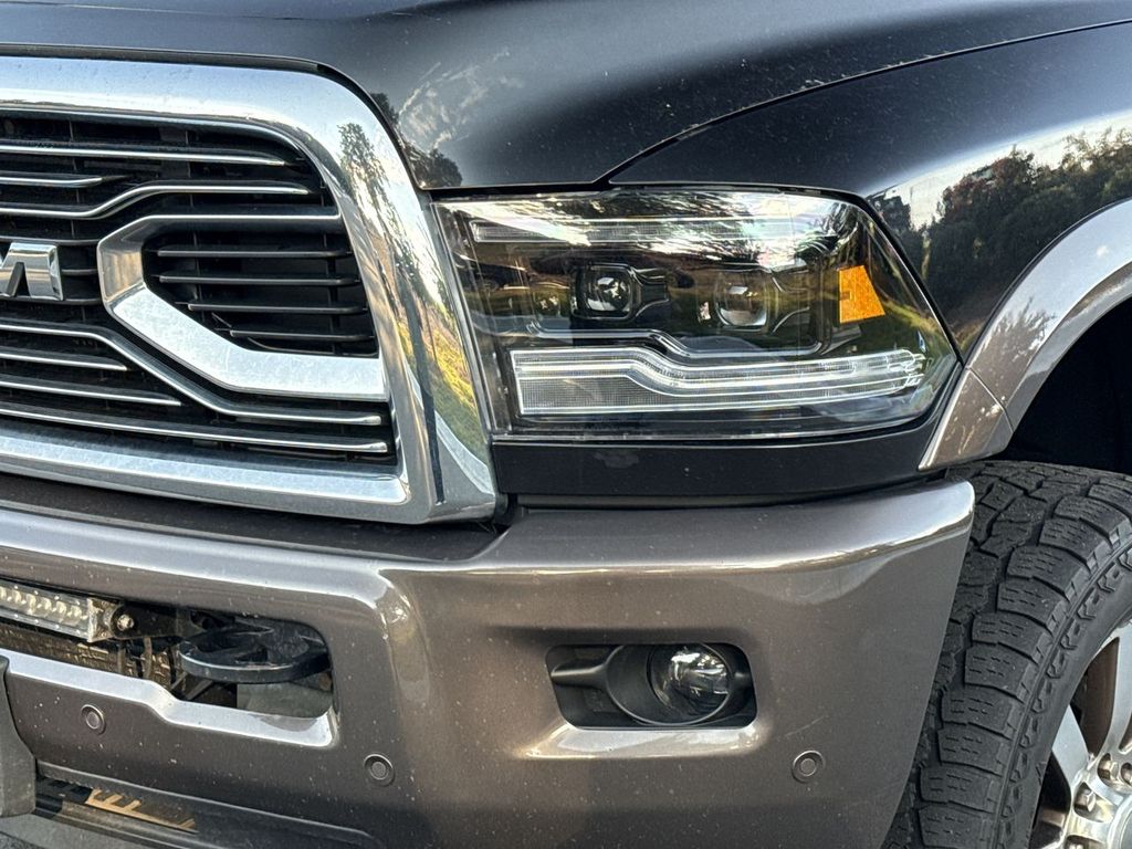 2018 Ram 3500 Laramie Longhorn photo 9