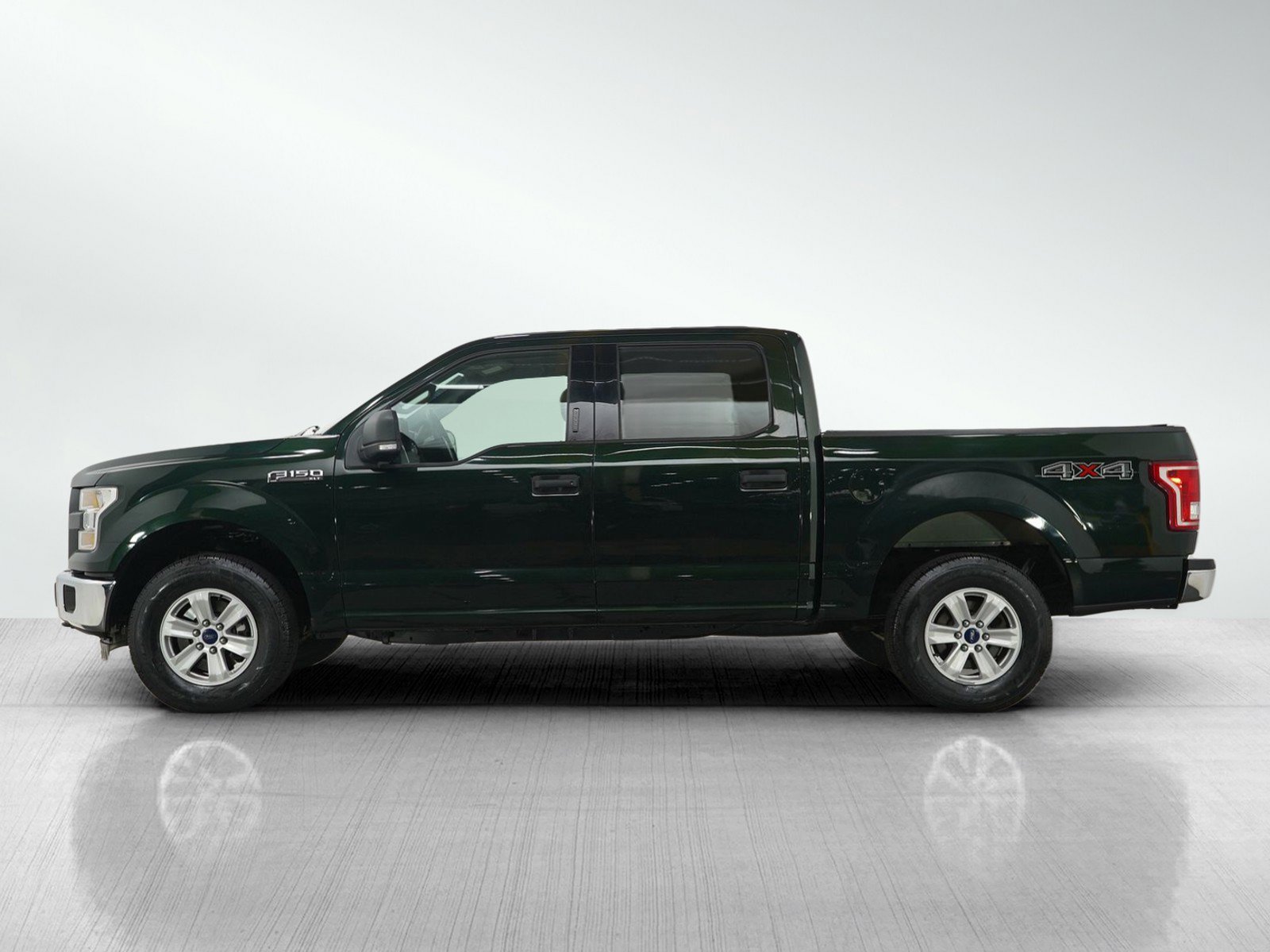 Used 2016 Ford F-150 XLT with VIN 1FTEW1E80GKD68220 for sale in Burnsville, Minnesota