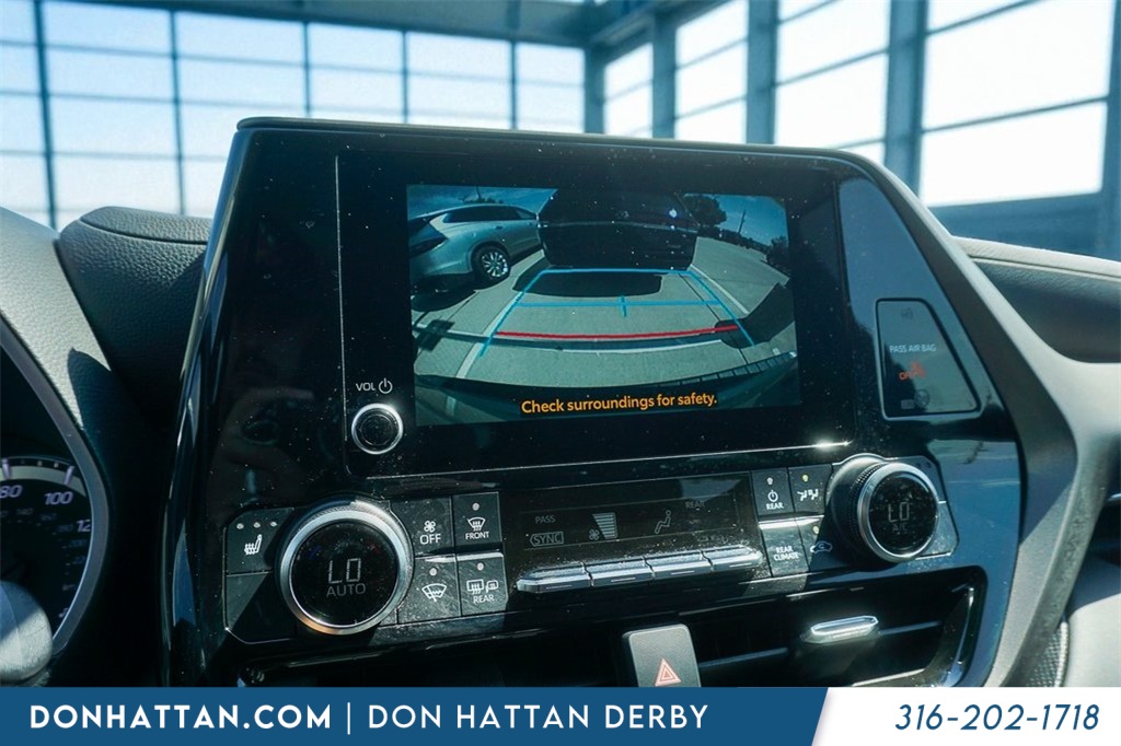 2023 Toyota Highlander XLE photo 8