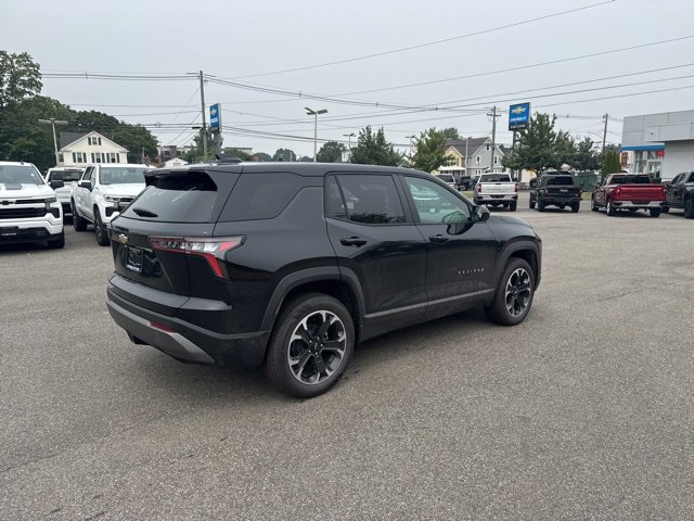 2026 Chevrolet Equinox LT photo 3
