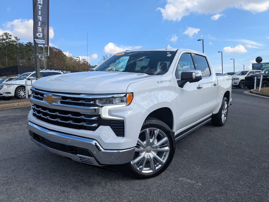 2024 Chevrolet Silverado 1500 LTZ's photo