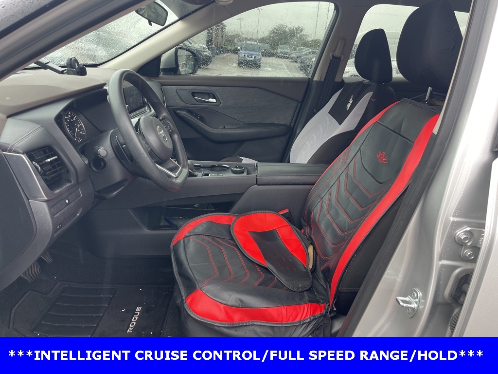 2021 Nissan Rogue SV photo 5