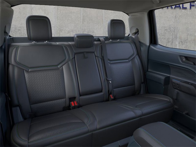 2025 Ford Maverick photo 9