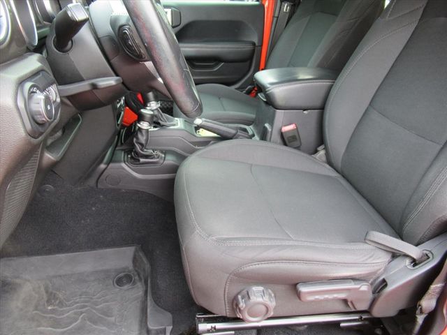 2019 Jeep Wrangler Unlimited Sahara photo 16