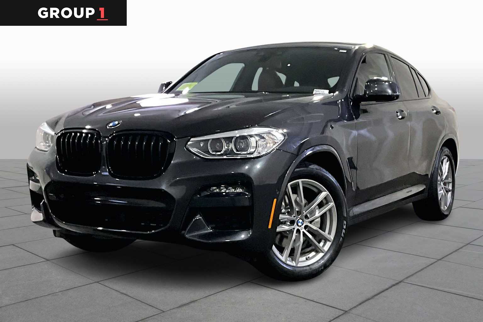 2021 BMW X4 30i's photo