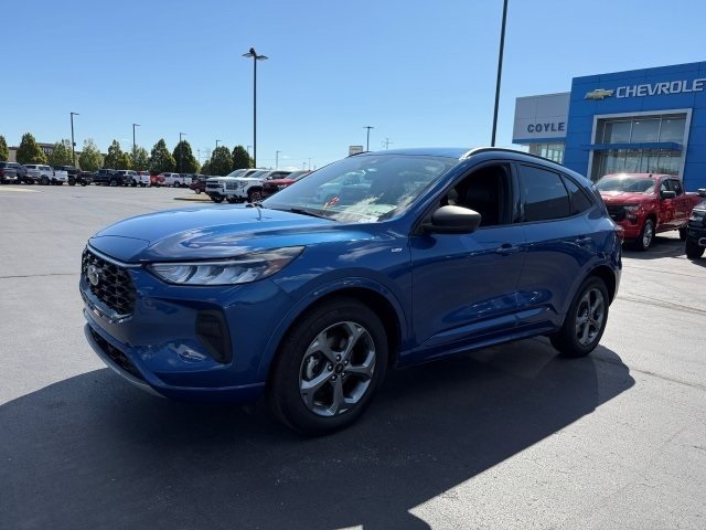 2023 Ford Escape ST-Line photo 3