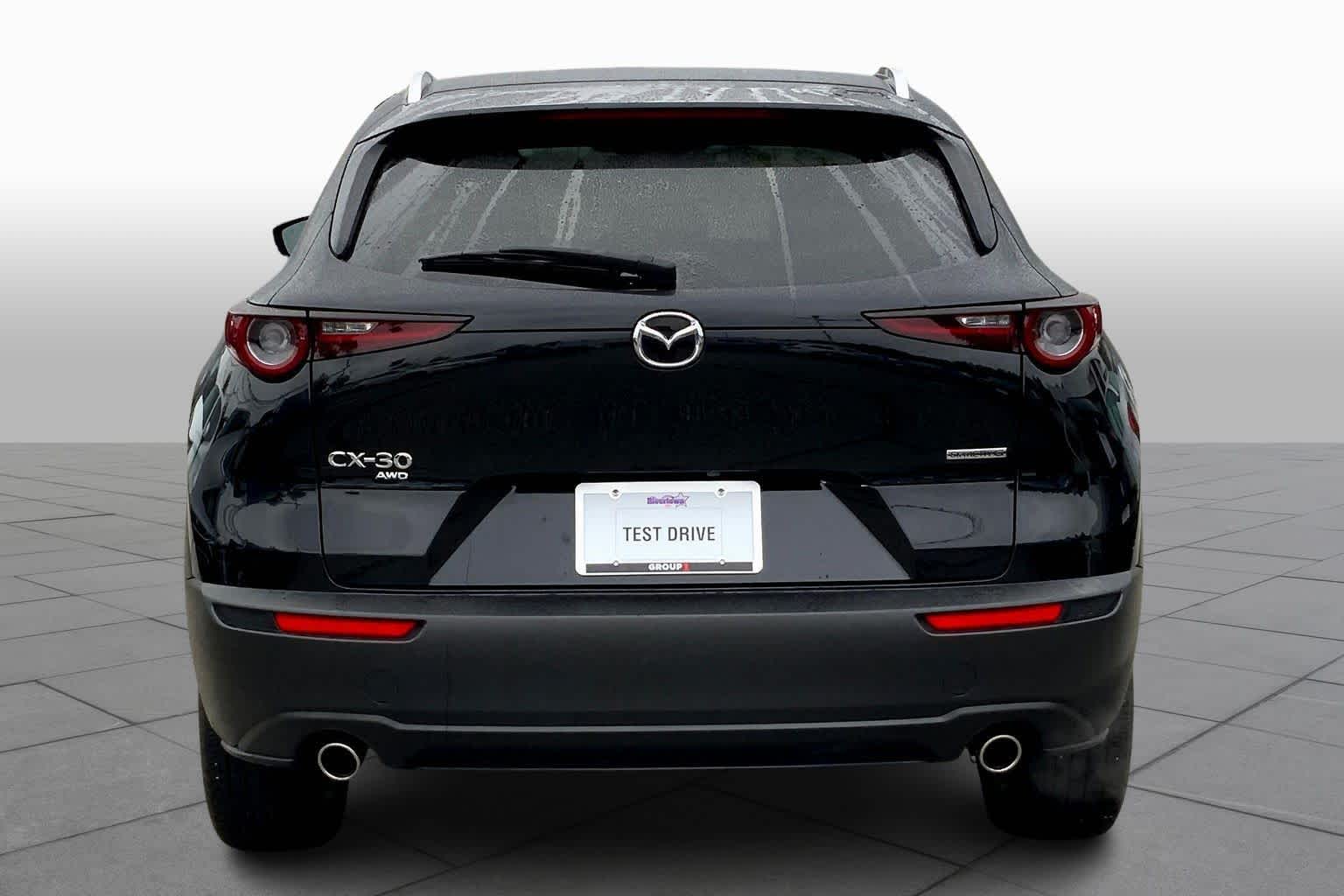 2024 Mazda CX-30 2.5 S Preferred photo 4
