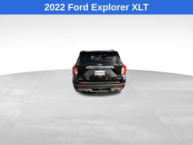 2022 Ford Explorer XLT photo 12
