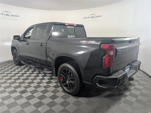 2022 Chevrolet Silverado 1500 RST photo 2