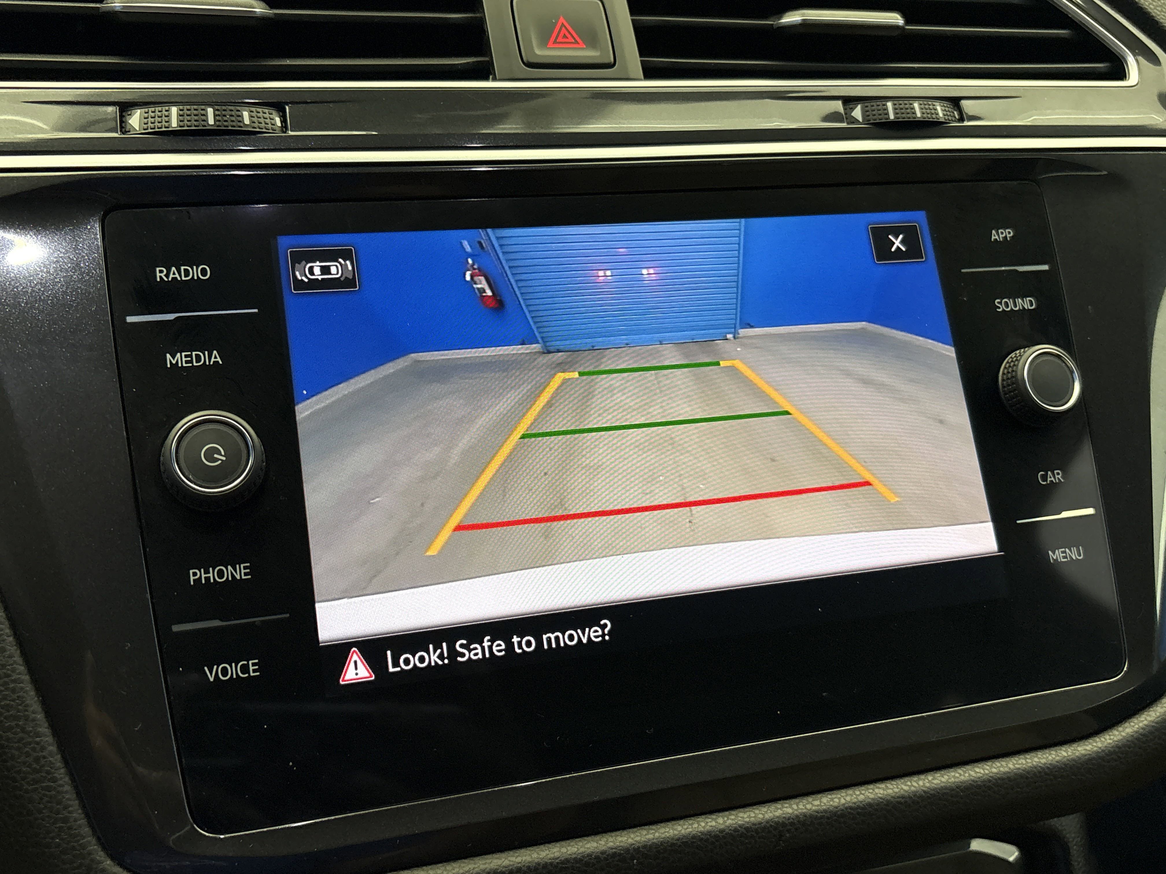 2024 Volkswagen Tiguan SE R-Line Black photo 15