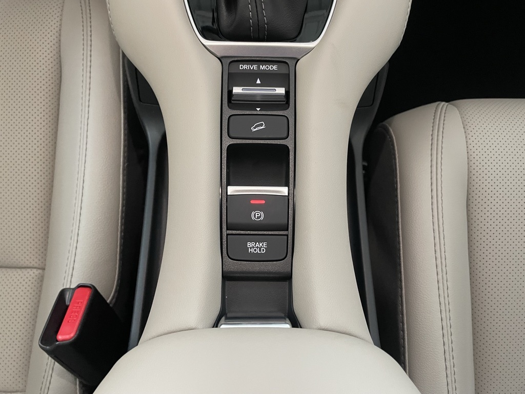 2026 Honda HR-V EX-L photo 24