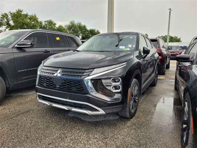 2024 Mitsubishi Eclipse Cross SEL photo 2