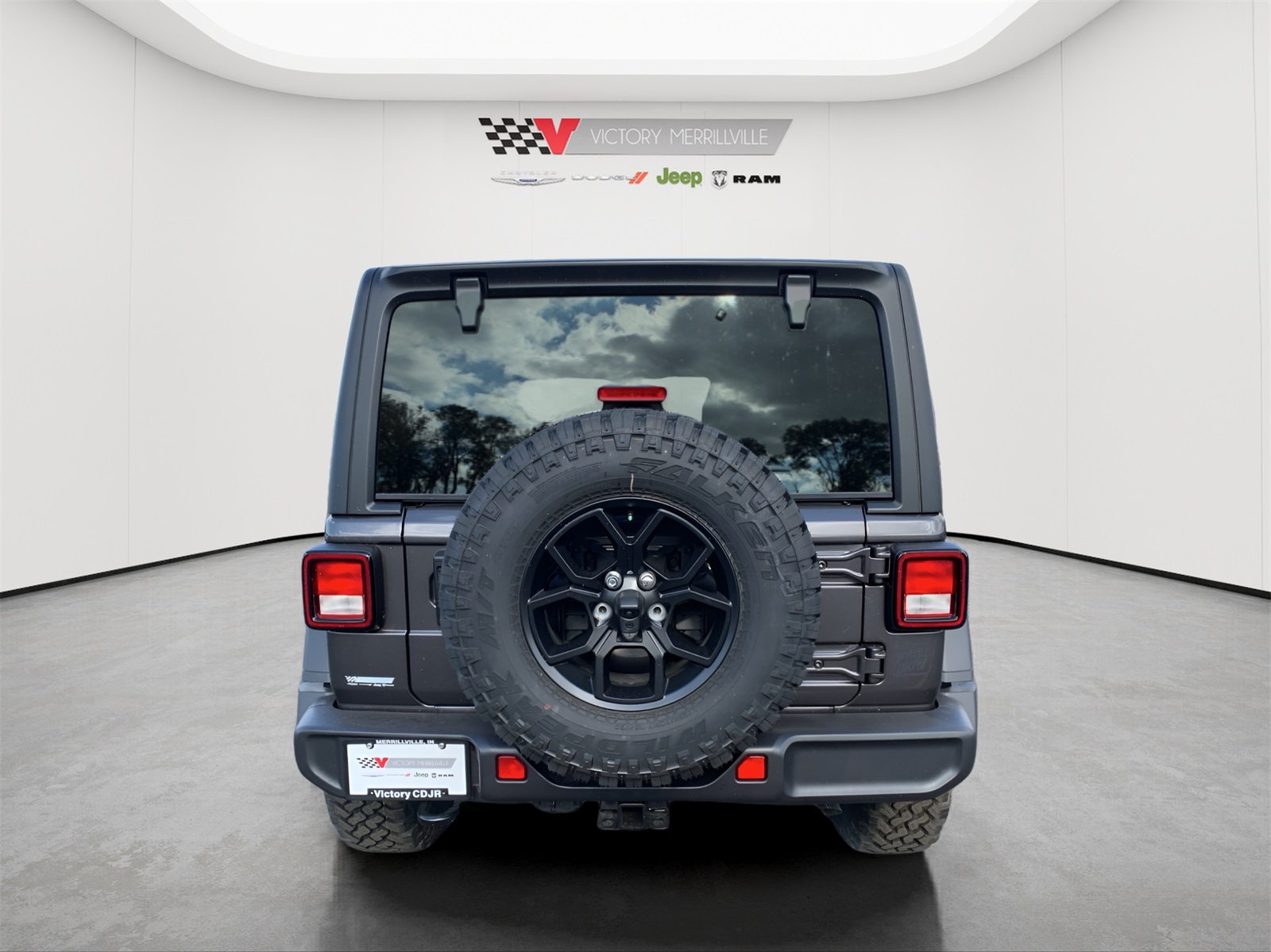 2026 Jeep Wrangler Sahara Willys photo 4