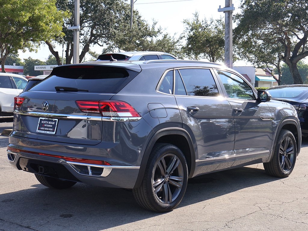 2021 Volkswagen Atlas Cross Sport V6 SE Technology R-Line photo 5