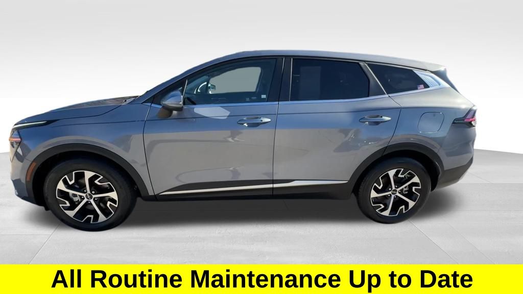 2024 Kia Sportage EX photo 2